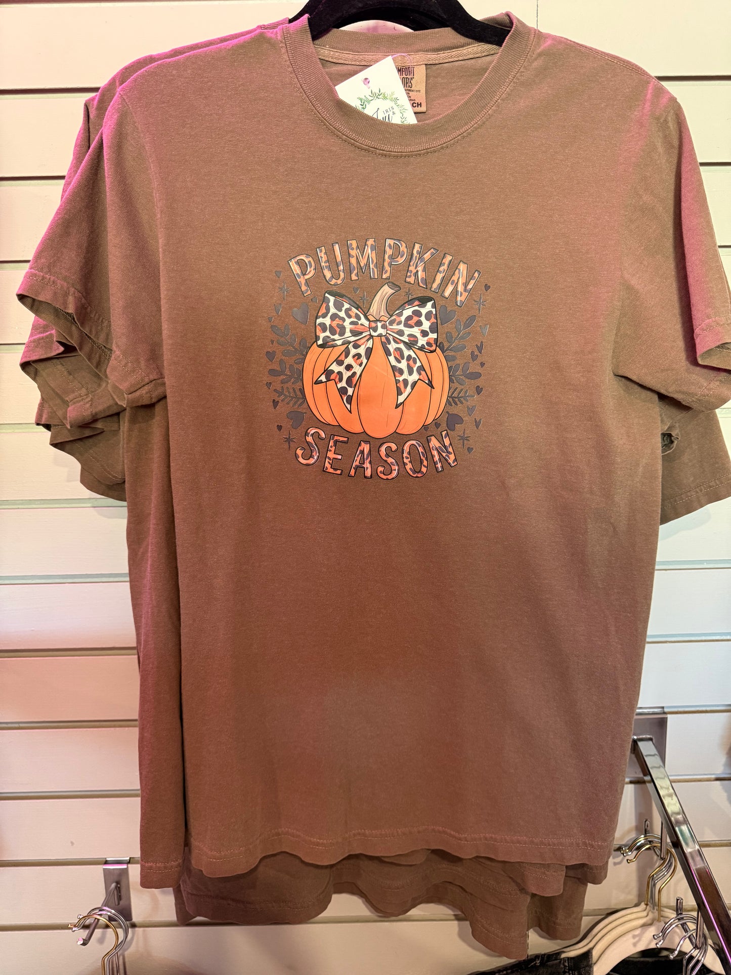 Brown Cheetah pumpkin season tee